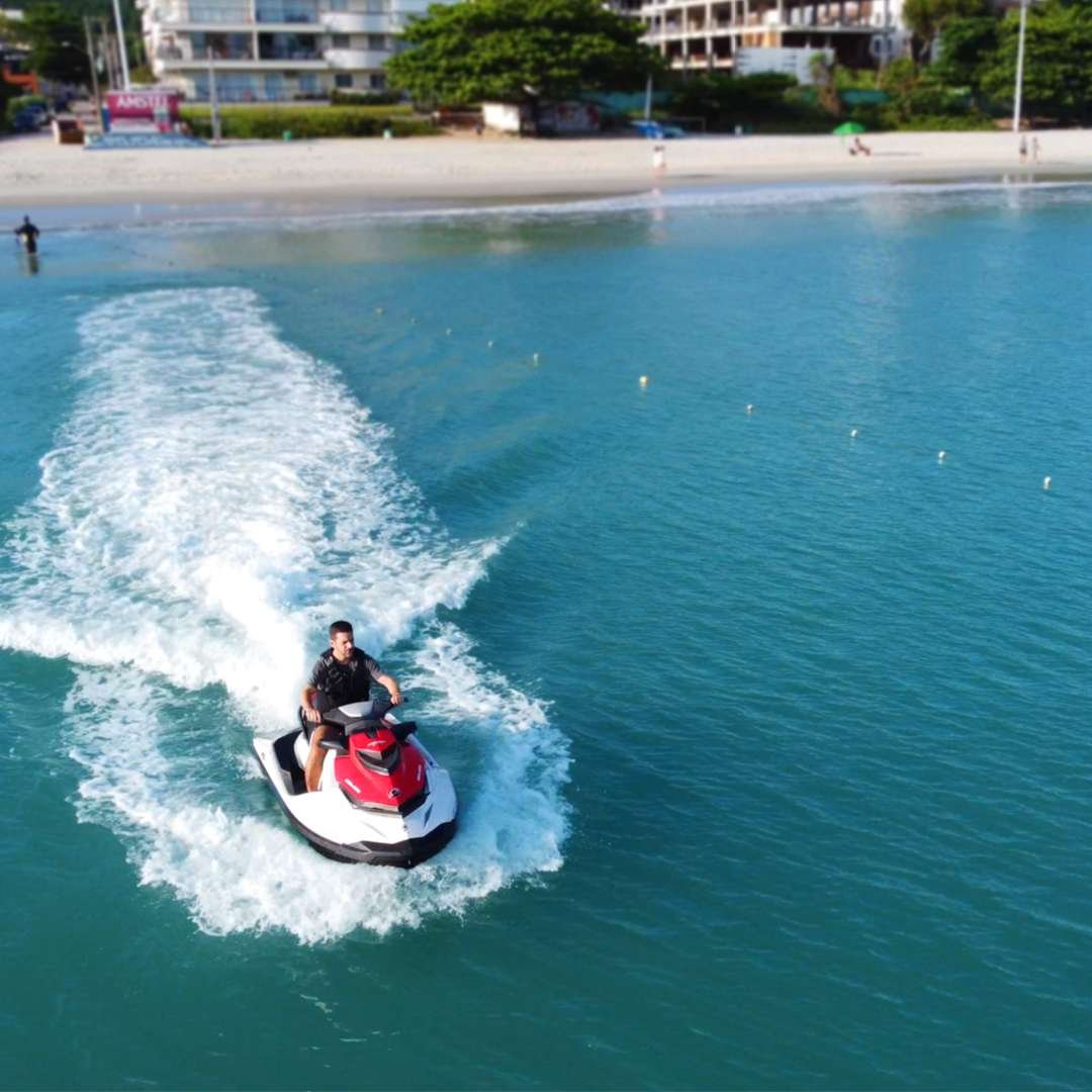 Foto 2 de Jetski